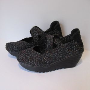 bernie mev. Shoes 36 - US 6 Black with multi color